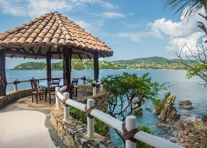 El Murmullo Hotel Zihuatanejo